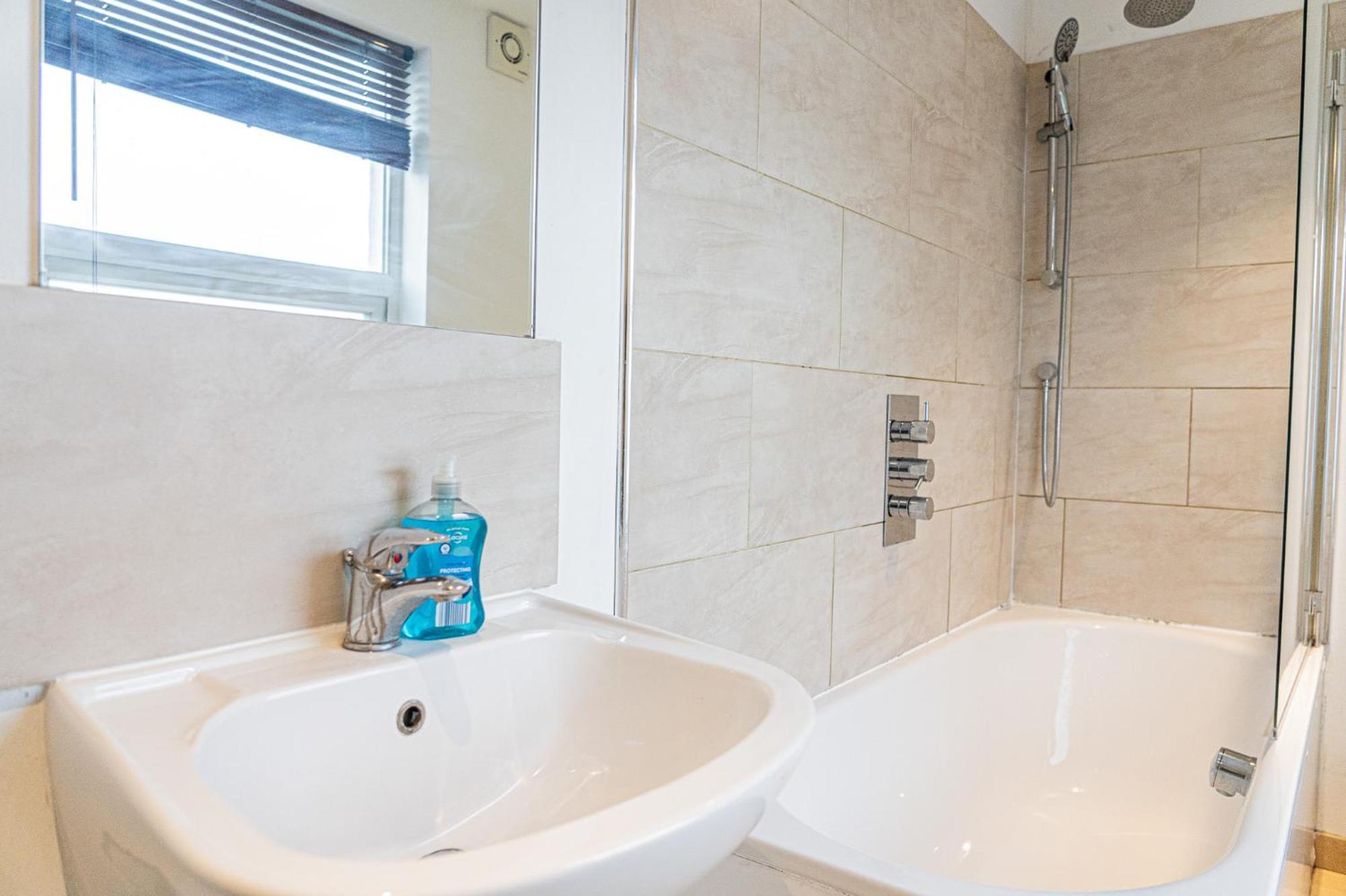 Hackney Central Houseshare ロンドン エクステリア 写真